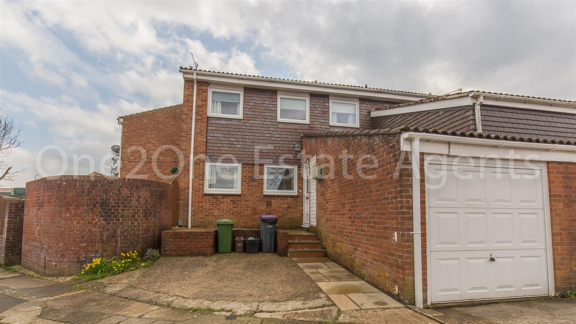 Brynglas, Hollybush, Cwmbran One2One Estate Agents